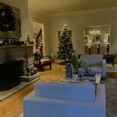 Suite Smart West Vancouver Esterno foto