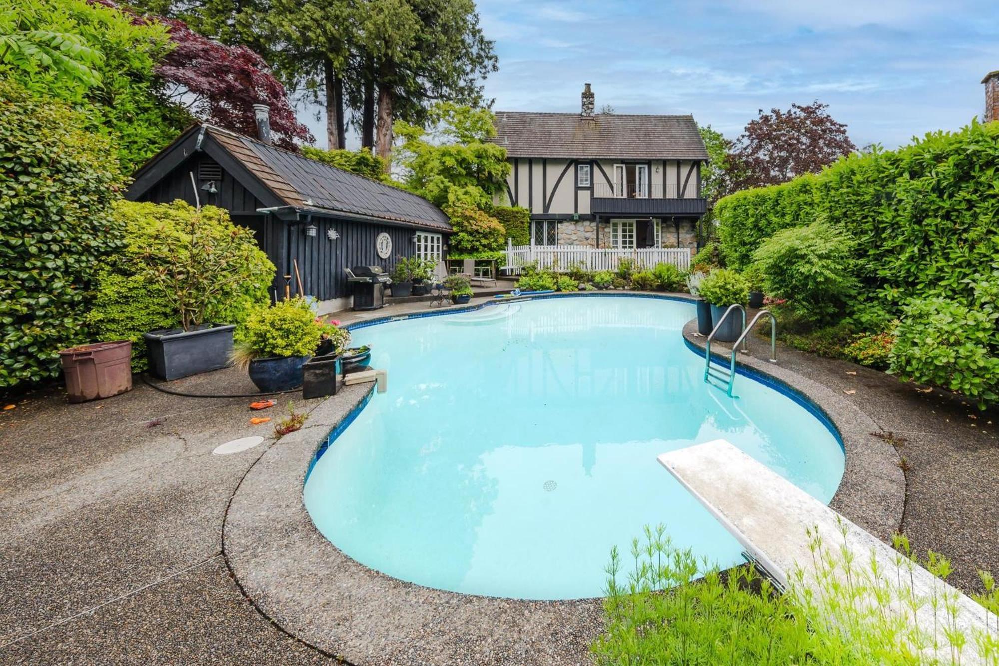 Suite Smart West Vancouver Esterno foto