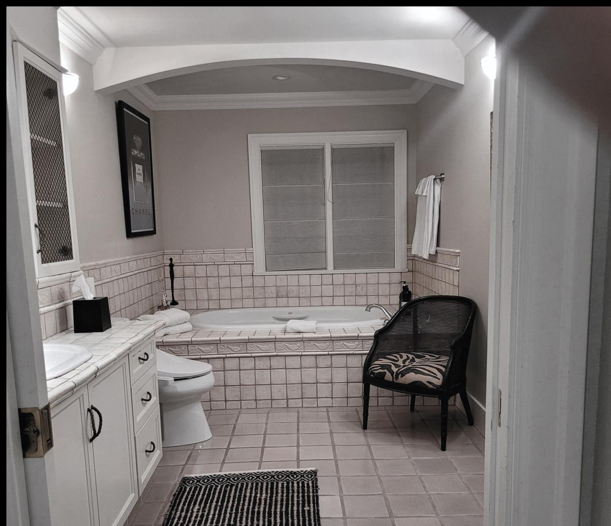 Suite Smart West Vancouver Esterno foto