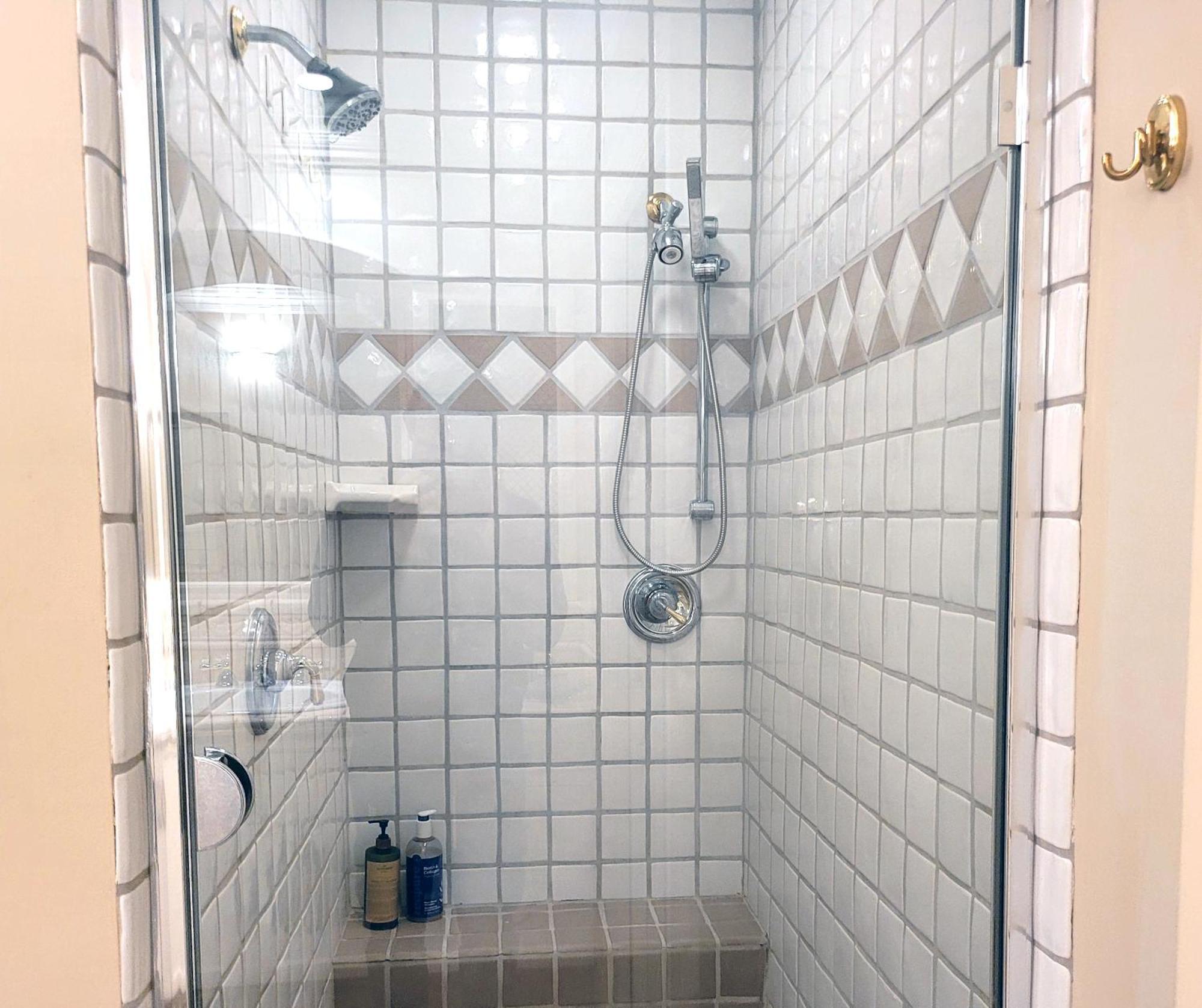 Suite Smart West Vancouver Esterno foto